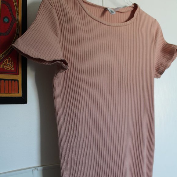 H&M Pale Pink Ribbed Tshirt Dress - Picture 3 of 11